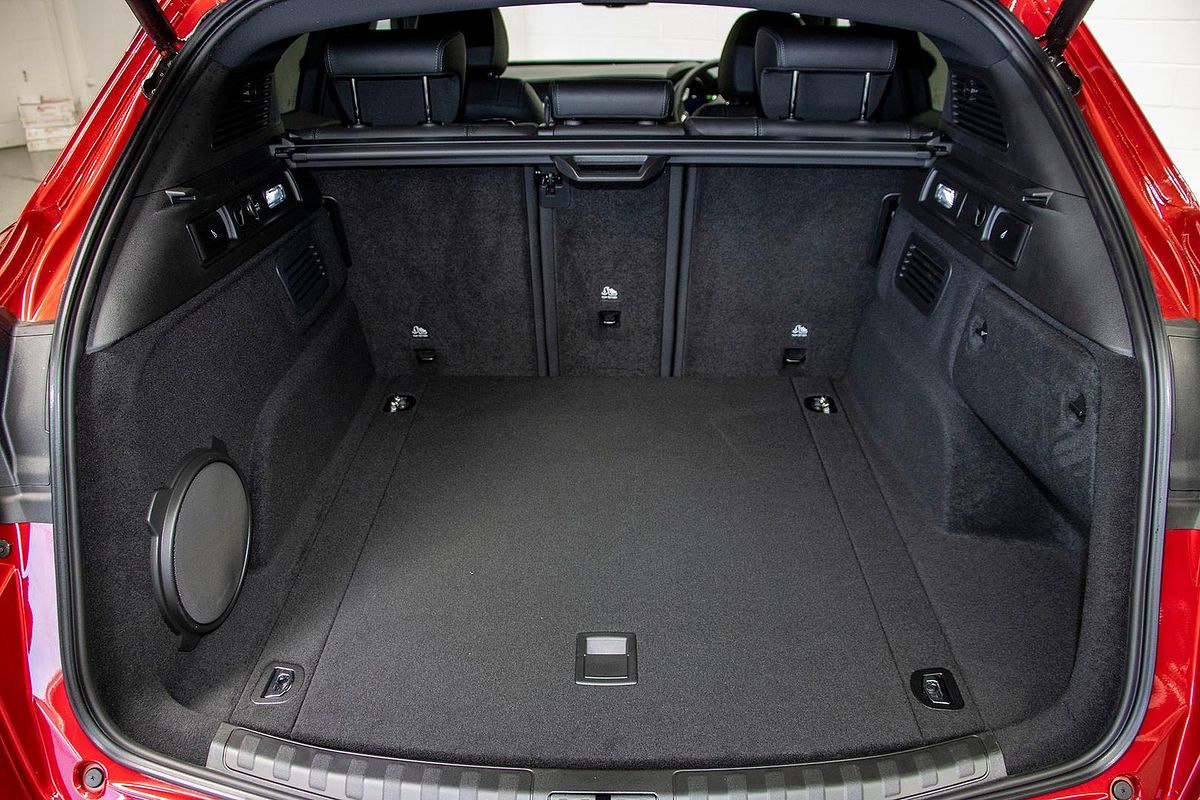 2025 Alfa Romeo Stelvio Quadrifoglio Series 5