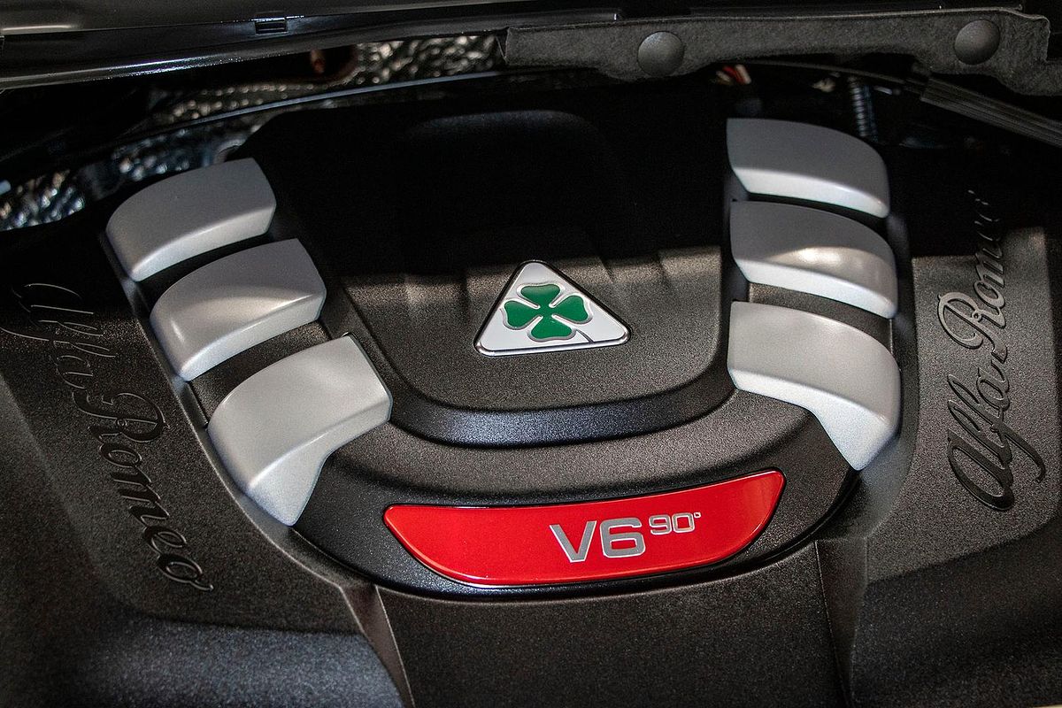 2025 Alfa Romeo Stelvio Quadrifoglio Series 5