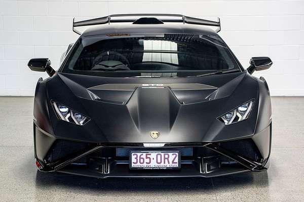 2023 Lamborghini Huracan STO 724