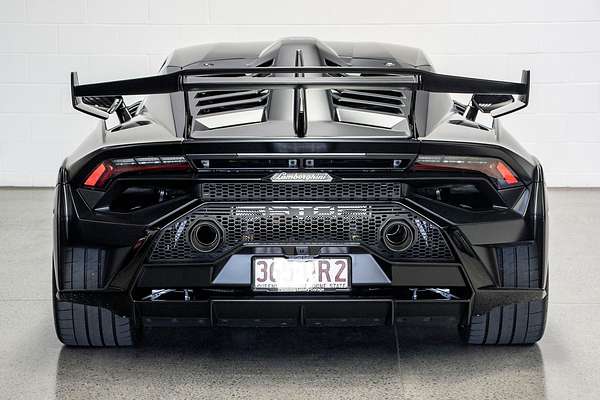 2023 Lamborghini Huracan STO 724