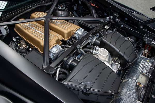 2023 Lamborghini Huracan STO 724