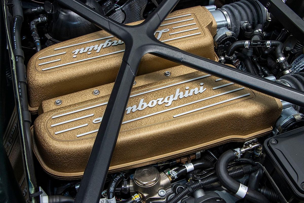 2023 Lamborghini Huracan STO 724