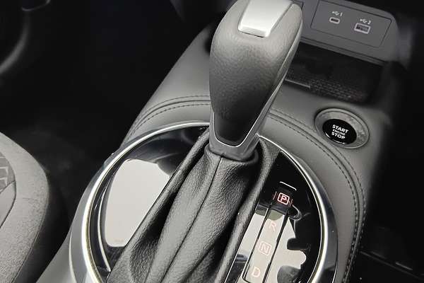 2024 Nissan JUKE ST-L F16