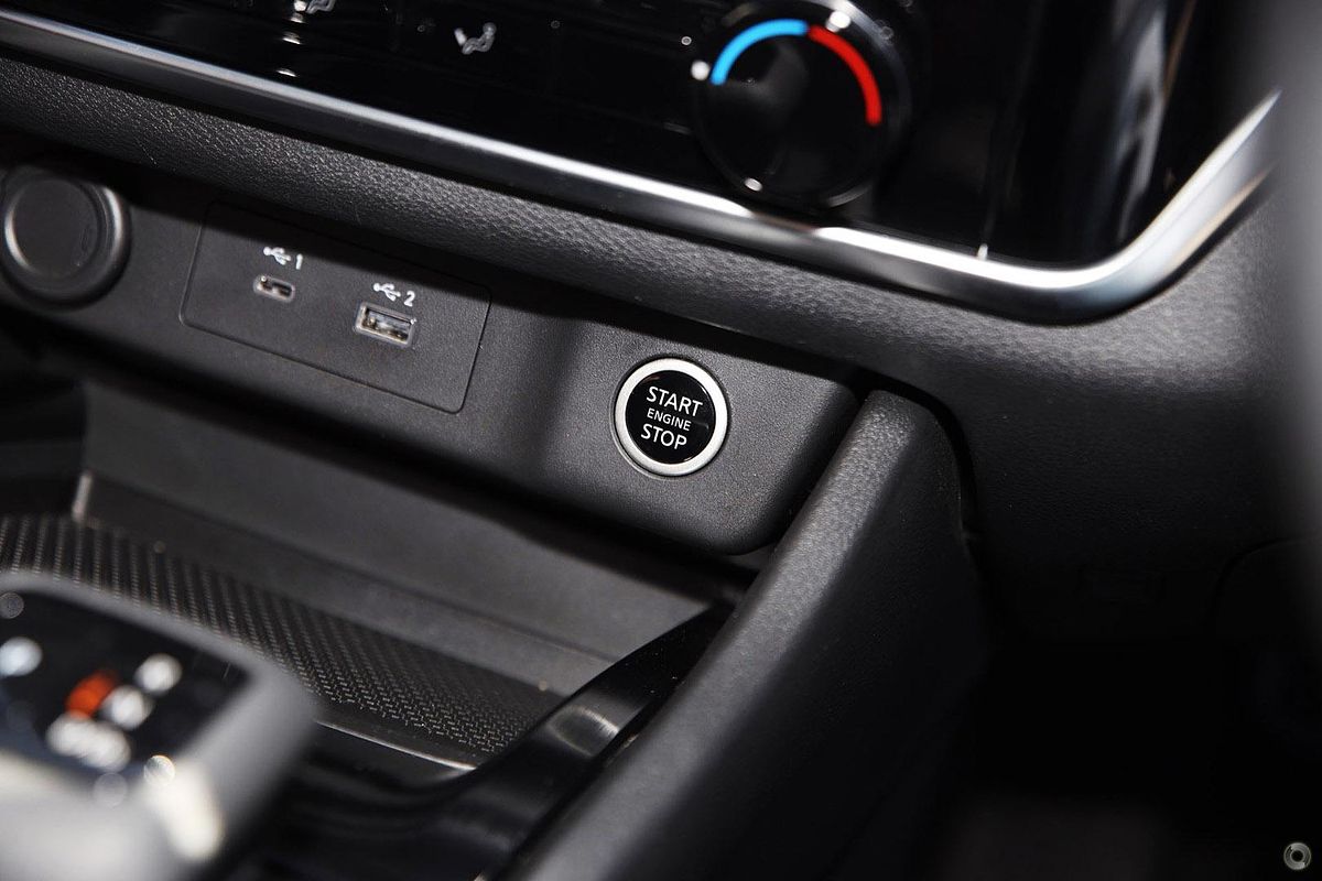 2025 Nissan X-TRAIL ST T33