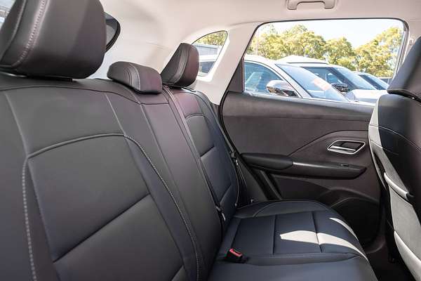 2025 MG ZS Essence Hybrid+ ZS32