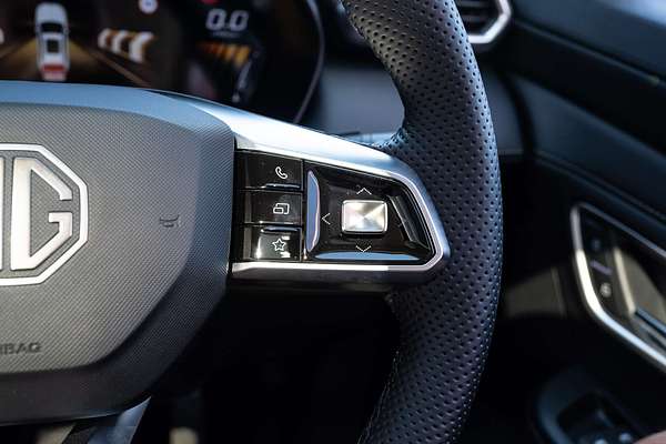 2025 MG ZS Essence Hybrid+ ZS32