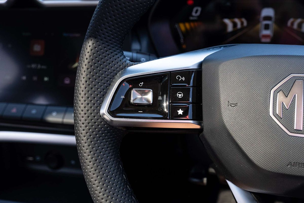 2025 MG ZS Essence Hybrid+ ZS32