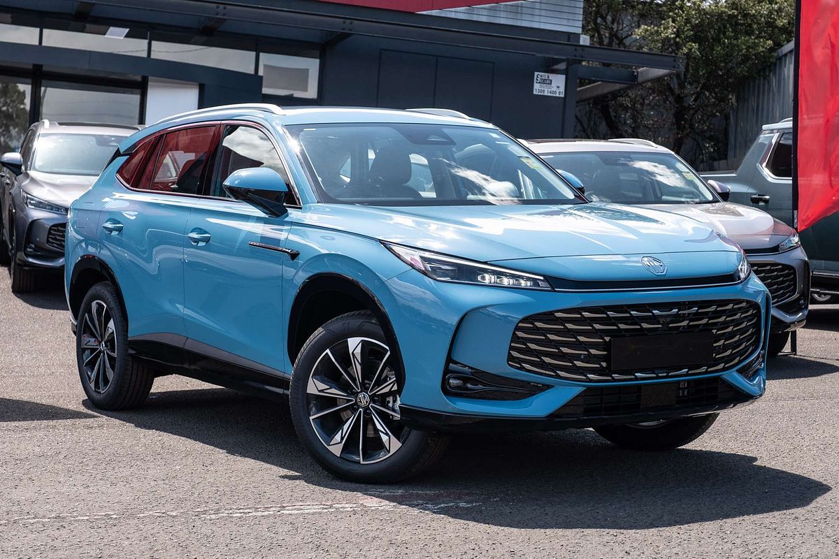 2025 MG HS Excite AS33