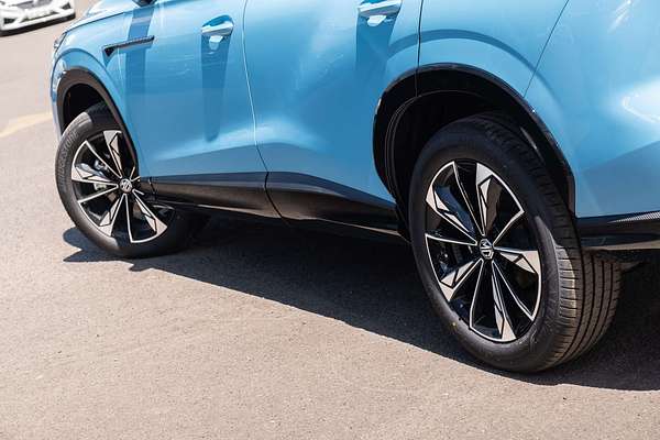 2025 MG HS Excite AS33