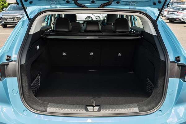 2025 MG HS Excite AS33