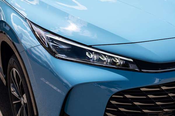 2025 MG HS Excite AS33