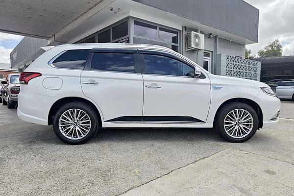 2020 Mitsubishi Outlander PHEV Exceed ZL