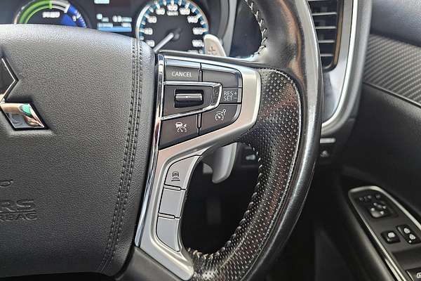 2020 Mitsubishi Outlander PHEV Exceed ZL