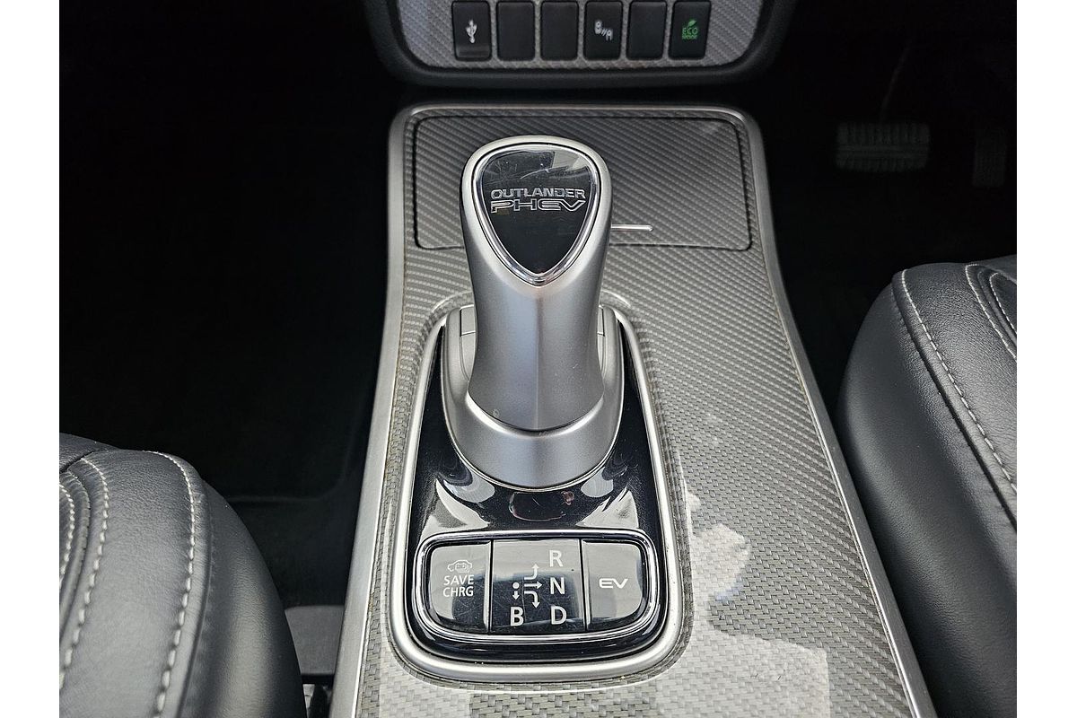 2020 Mitsubishi Outlander PHEV Exceed ZL