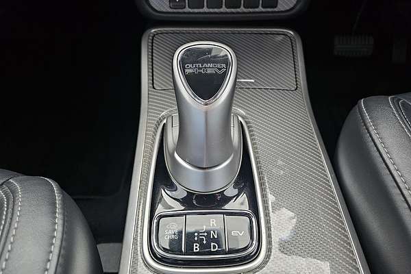 2020 Mitsubishi Outlander PHEV Exceed ZL