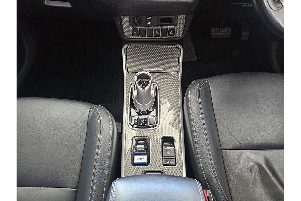 2020 Mitsubishi Outlander PHEV Exceed ZL