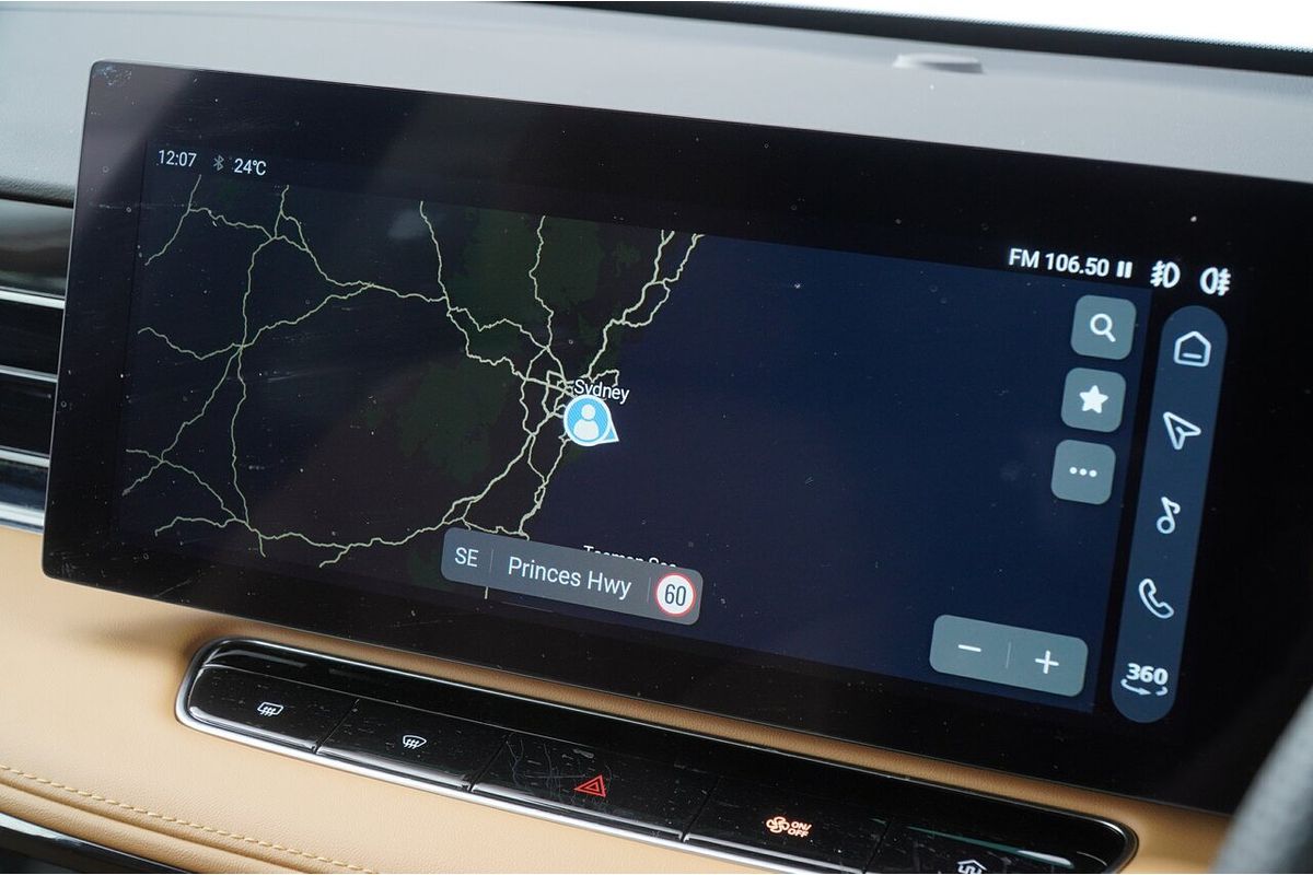 2024 MG HS Essence AS33