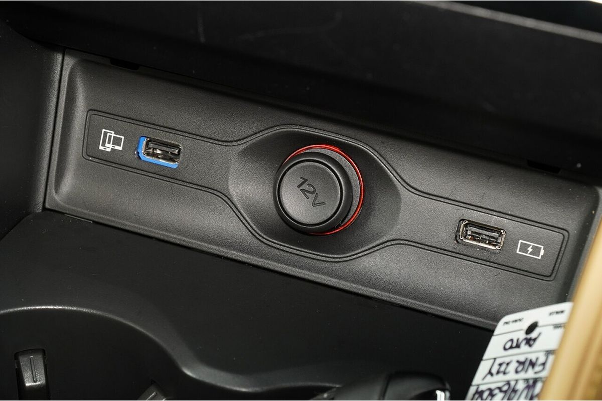 2024 MG HS Essence AS33