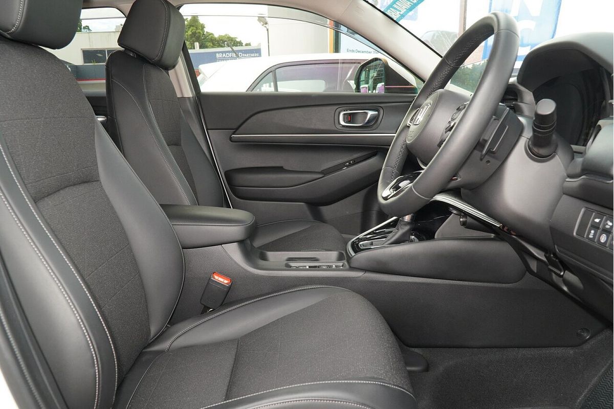 2022 Honda HR-V e:HEV L