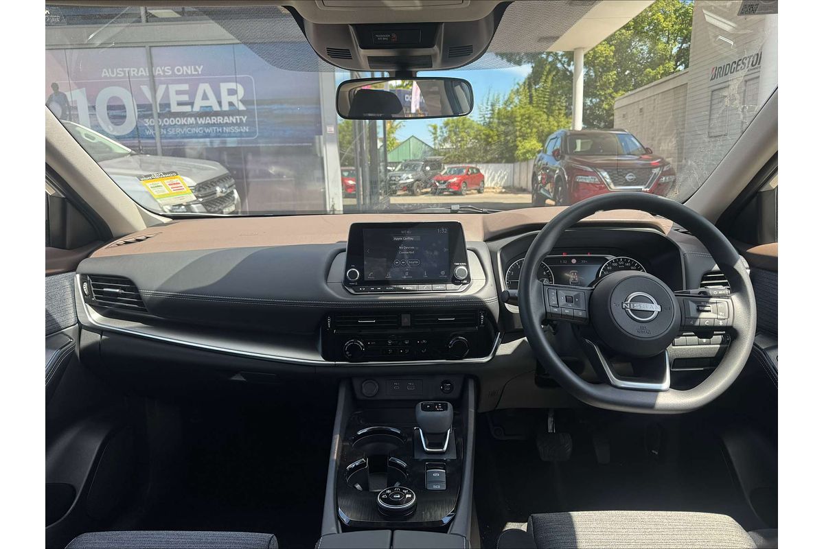 2024 Nissan X-TRAIL ST T33