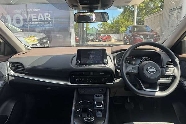 2024 Nissan X-TRAIL ST T33