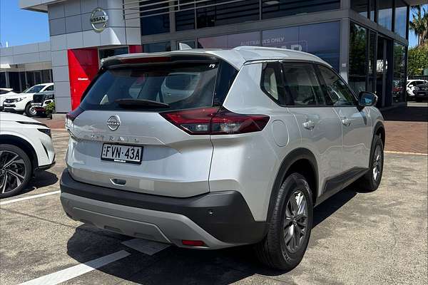 2024 Nissan X-TRAIL ST T33