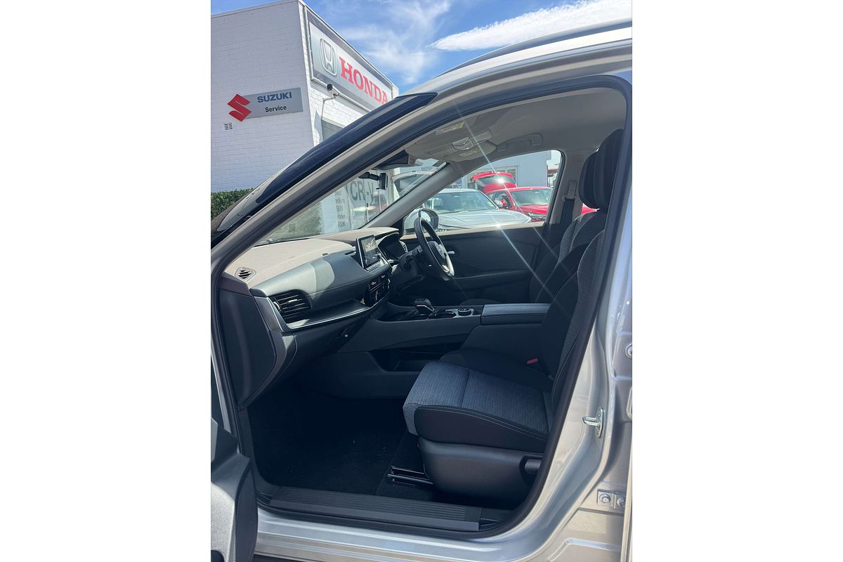 2024 Nissan X-TRAIL ST T33