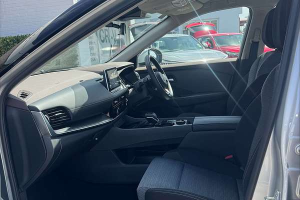 2024 Nissan X-TRAIL ST T33