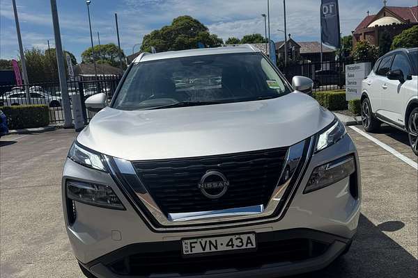 2024 Nissan X-TRAIL ST T33