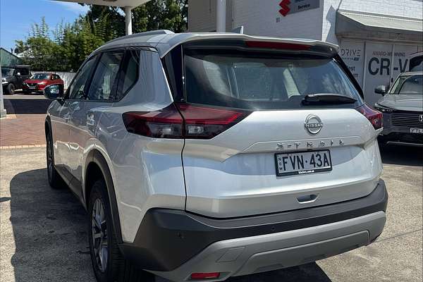 2024 Nissan X-TRAIL ST T33