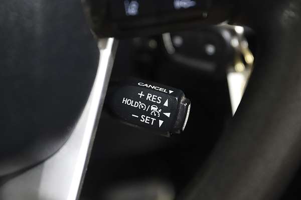 2020 Toyota Hilux SR GUN126R 4X4