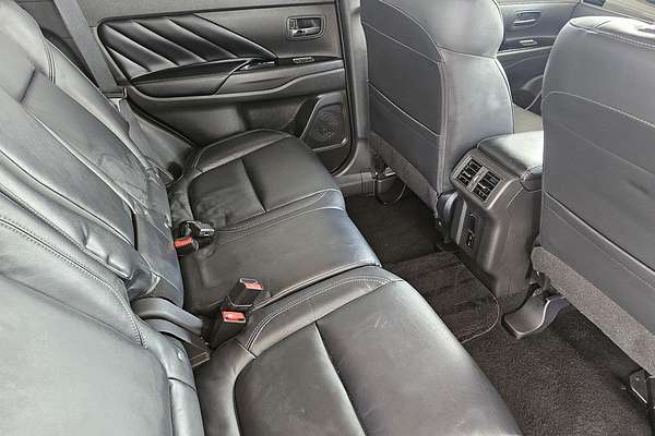 2020 Mitsubishi Outlander PHEV Exceed ZL