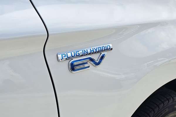 2020 Mitsubishi Outlander PHEV Exceed ZL