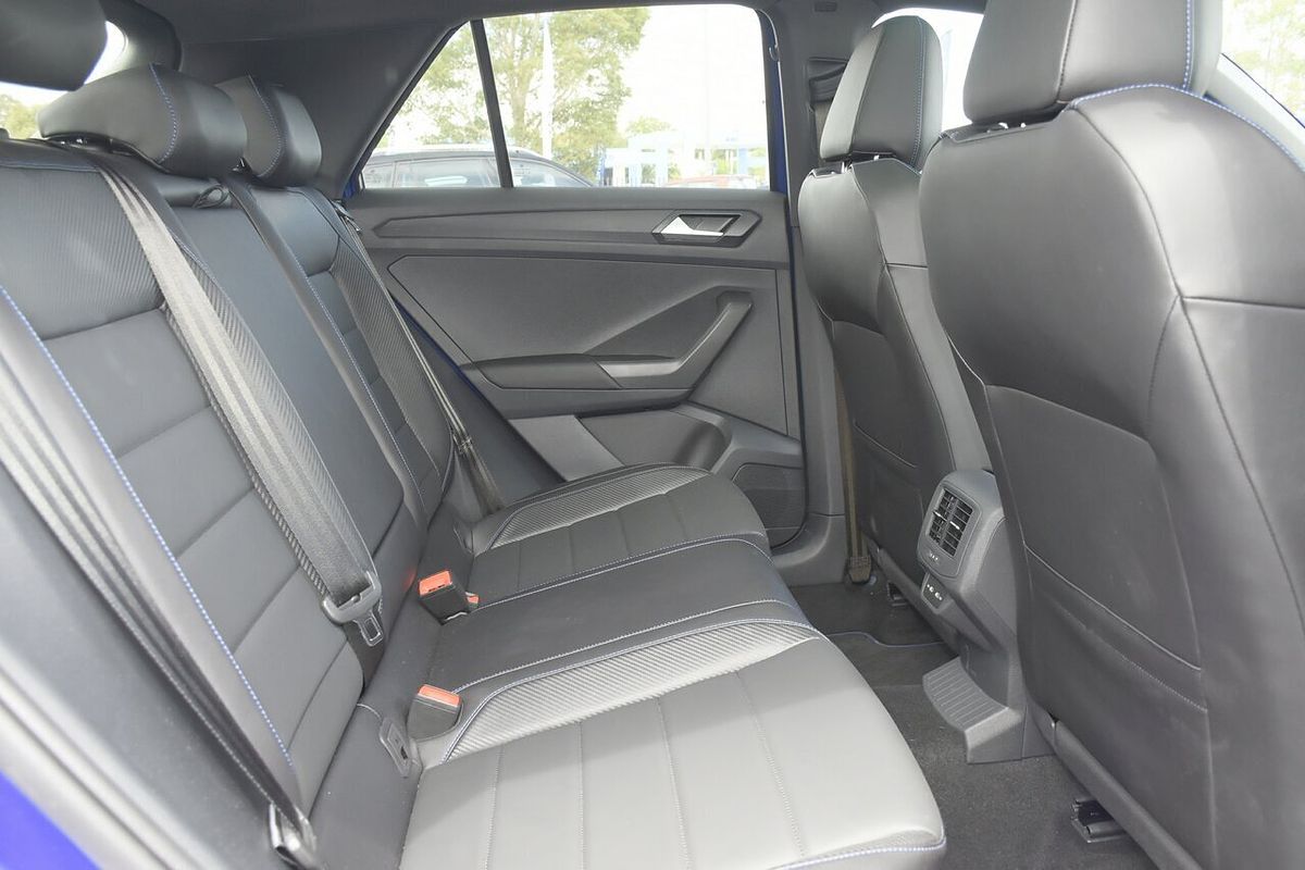 2025 Volkswagen T-Roc R D11