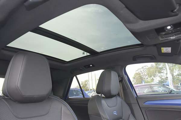 2025 Volkswagen T-Roc R D11