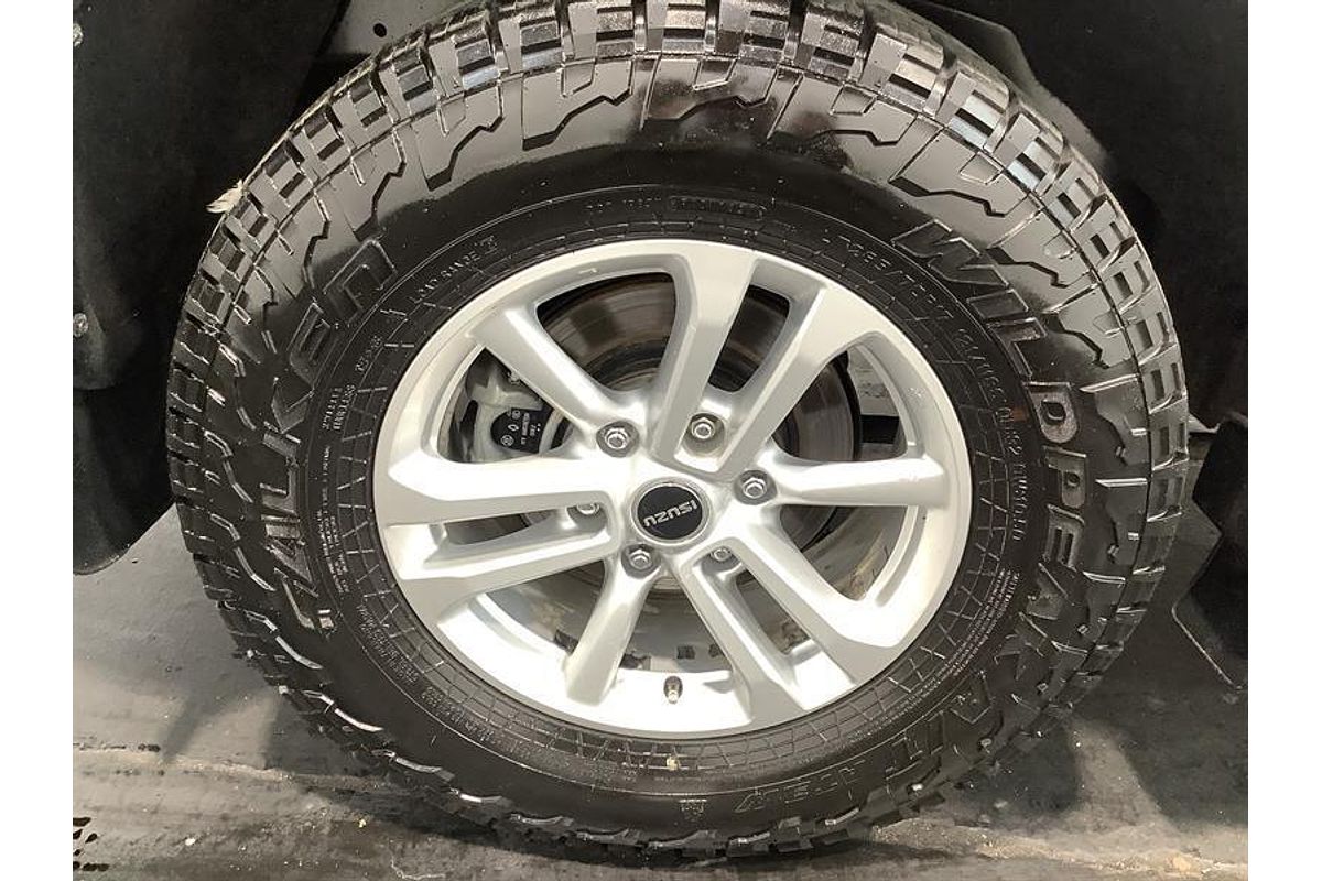 2022 Isuzu MU-X LS-M