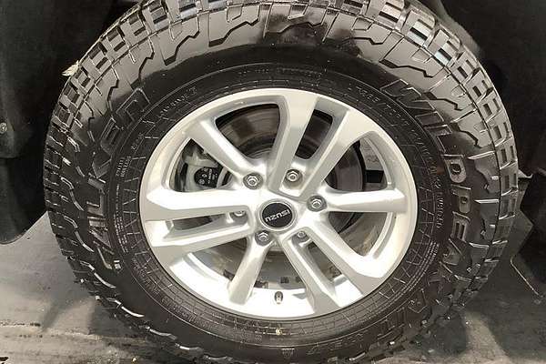 2022 Isuzu MU-X LS-M