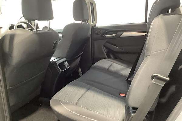 2022 Isuzu MU-X LS-M