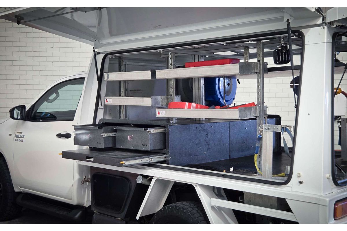 2018 Toyota Hilux SR GUN126R 4X4