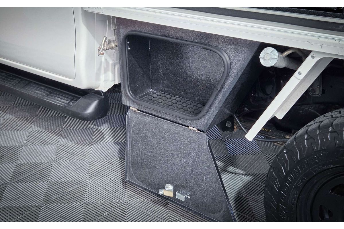 2018 Toyota Hilux SR GUN126R 4X4