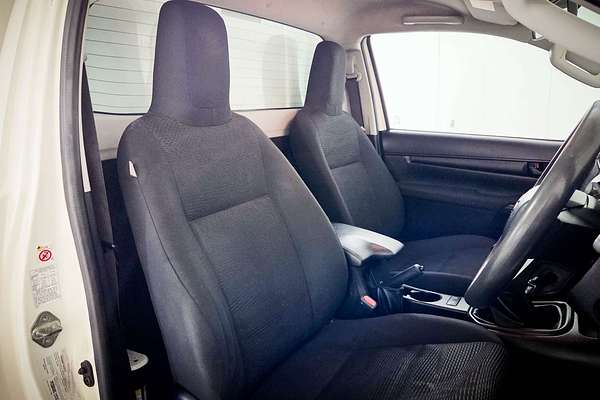 2018 Toyota Hilux SR GUN126R 4X4