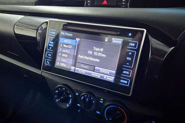 2018 Toyota Hilux SR GUN126R 4X4