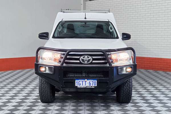 2018 Toyota Hilux SR GUN126R 4X4