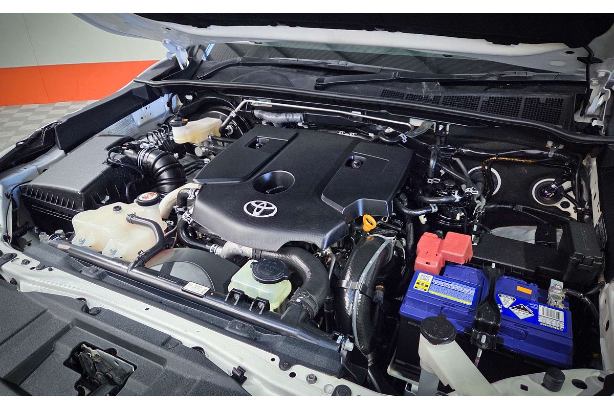 2018 Toyota Hilux SR GUN126R 4X4