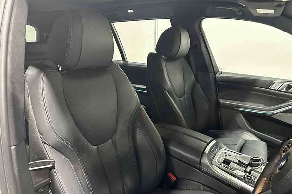 2020 BMW X7 xDrive30d G07