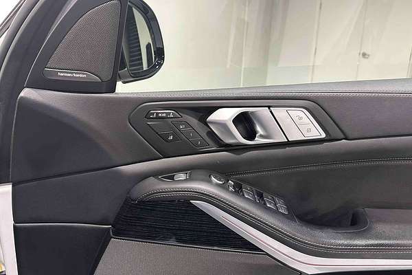 2020 BMW X7 xDrive30d G07