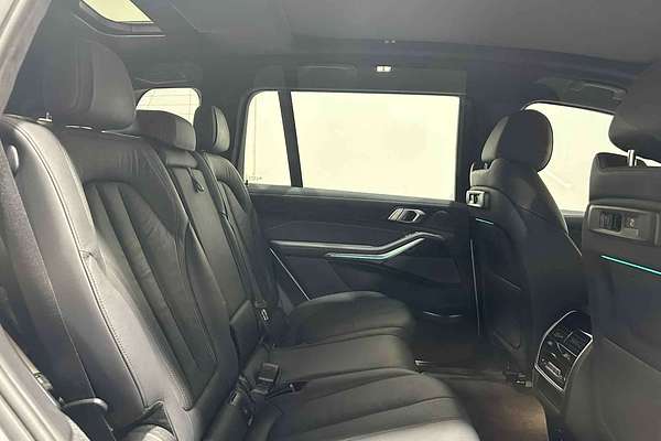 2020 BMW X7 xDrive30d G07