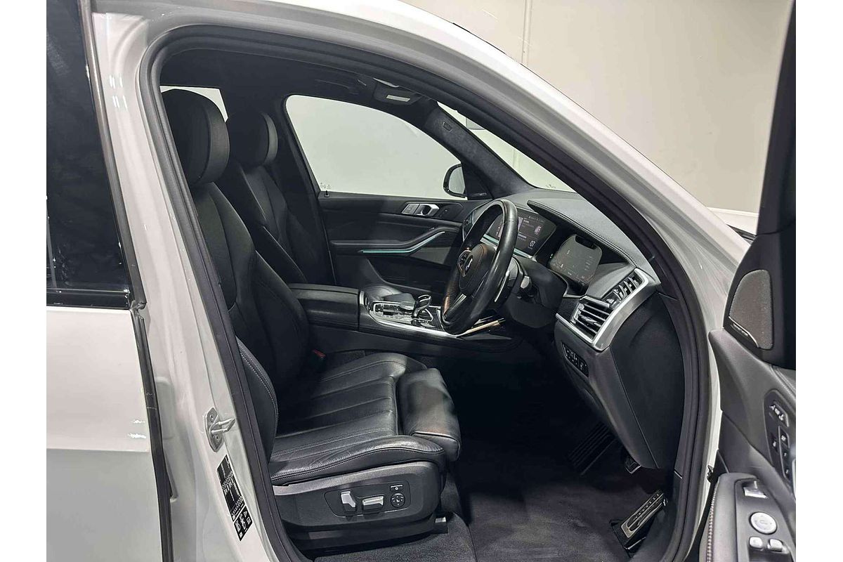 2020 BMW X7 xDrive30d G07