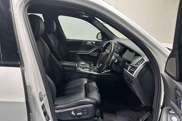 2020 BMW X7 xDrive30d G07