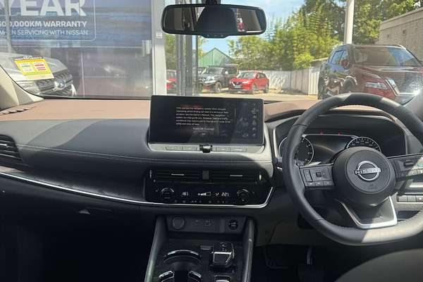 2025 Nissan X-TRAIL ST-L e-POWER T33